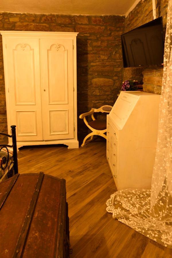 Il Borgo Del Castello Hotell Cremolino Eksteriør bilde