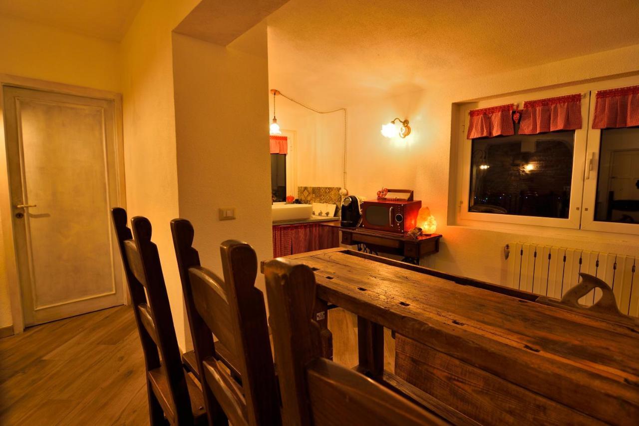 Il Borgo Del Castello Hotell Cremolino Eksteriør bilde