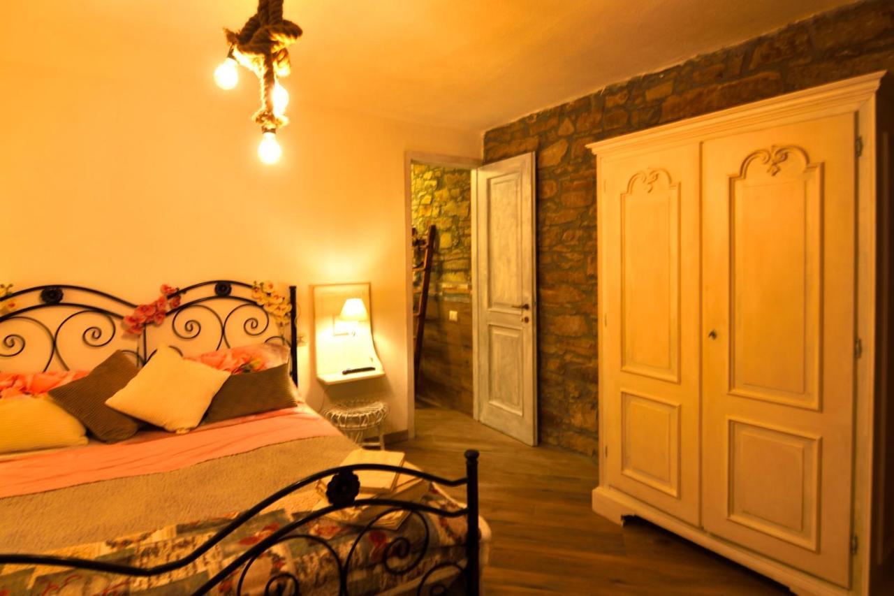 Il Borgo Del Castello Hotell Cremolino Eksteriør bilde