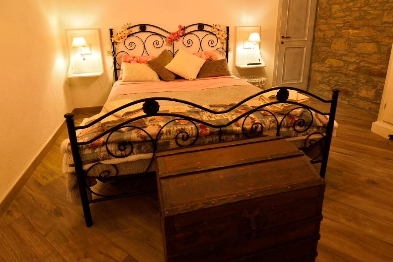 Il Borgo Del Castello Hotell Cremolino Eksteriør bilde