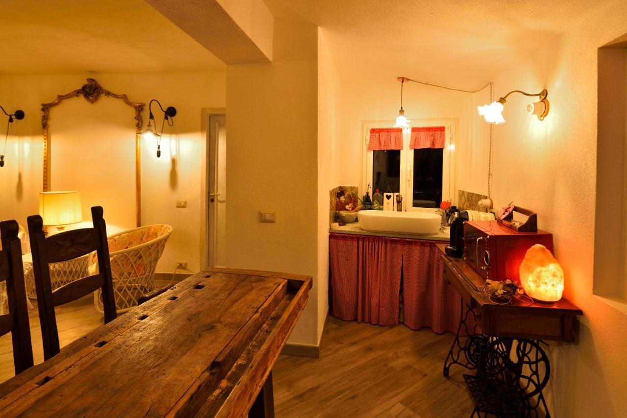 Il Borgo Del Castello Hotell Cremolino Eksteriør bilde
